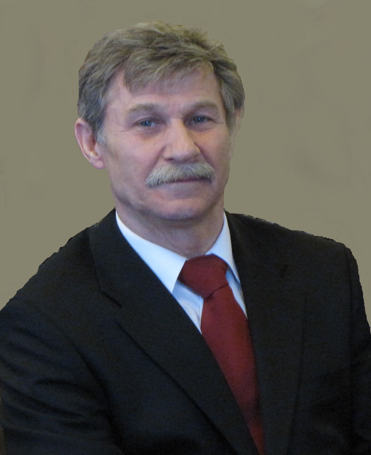 АРТЕМОВ Евгений Григорьевич